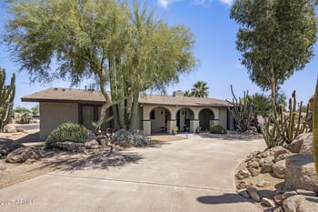 852 Caribbean Ln, Phoenix, AZ 85023