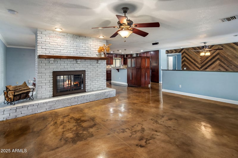 852 Caribbean Ln, Phoenix, AZ 85023