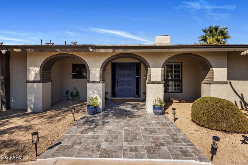 852 Caribbean Ln, Phoenix, AZ 85023