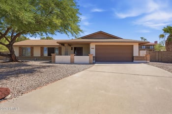 852 E Acapulco Ln, Phoenix, AZ 85022