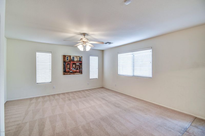 852 E Mountain View Rd, San Tan Valley, AZ 85143