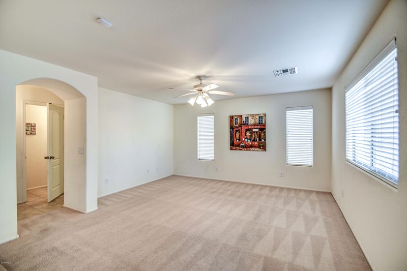 852 E Mountain View Rd, San Tan Valley, AZ 85143