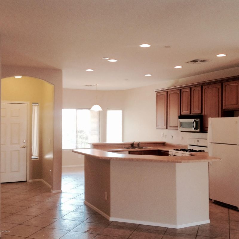 852 E Payton St, San Tan Valley, AZ 85140