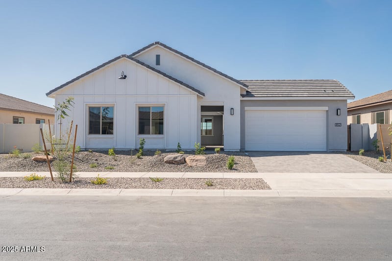 852 Golden Ore Ps, Apache Junction, AZ 85120