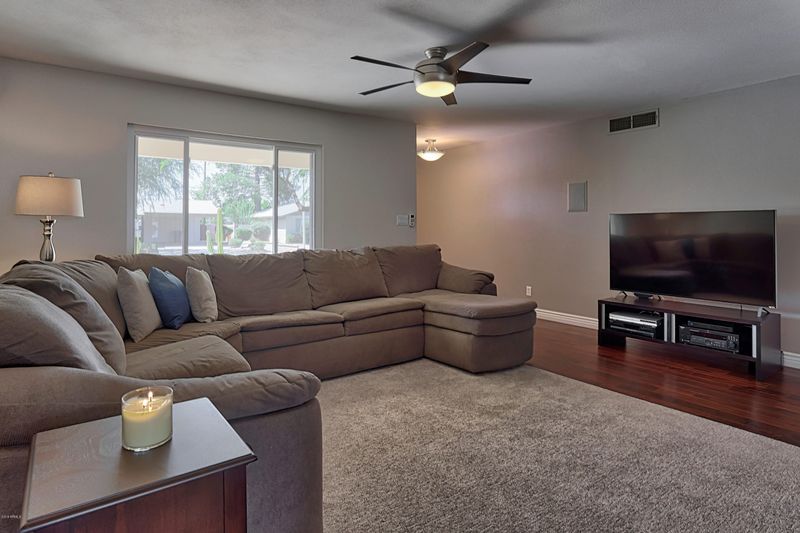 8520 E Clarendon Ave, Scottsdale, AZ 85251