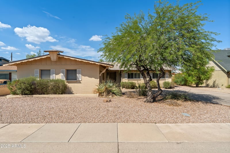 8520 Keim Dr, Scottsdale, AZ 85250