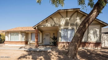 8520 Palm Ln #1049, Phoenix, AZ 85037