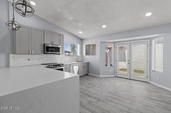 8520 W Palm Ln #1037, Phoenix, AZ 85037