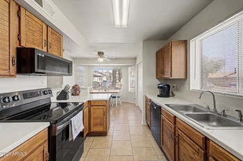 8520 Palm Ln #1067, Phoenix, AZ 85037
