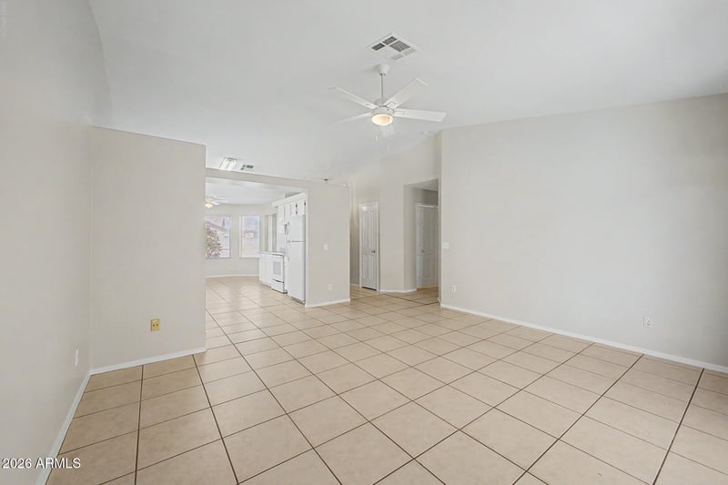8520 W Palm Ln #1105, Phoenix, AZ 85037
