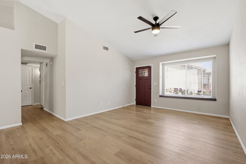 8520 W Palm Ln #1130, Phoenix, AZ 85037