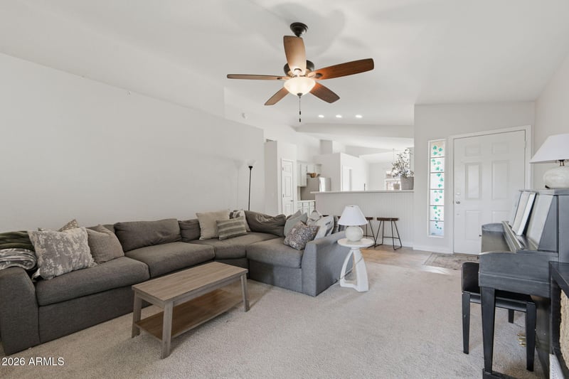 8521 E Clovis Ave, Mesa, AZ 85208