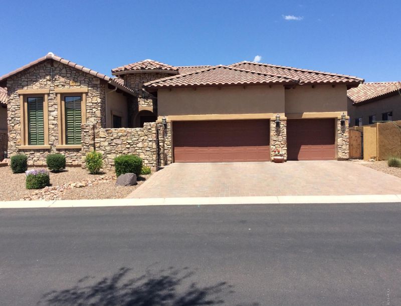 8524 E June St, Mesa, AZ 85207