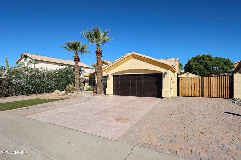 8524 Lewis Ave, Phoenix, AZ 85037