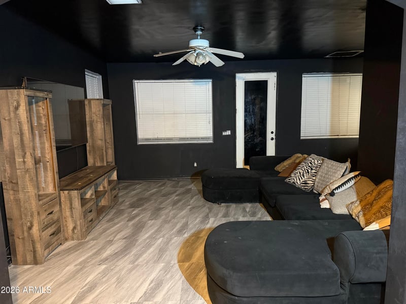 8524 Monroe St, Peoria, AZ 85345