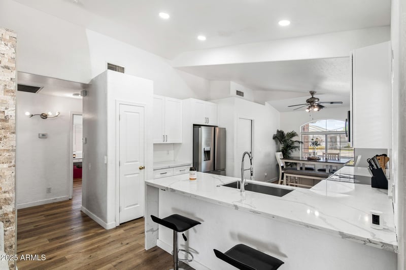 8525 Carol Ave, Mesa, AZ 85208