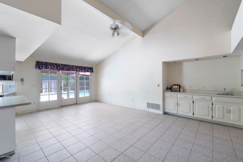 8525 E San Daniel Dr, Scottsdale, AZ 85258