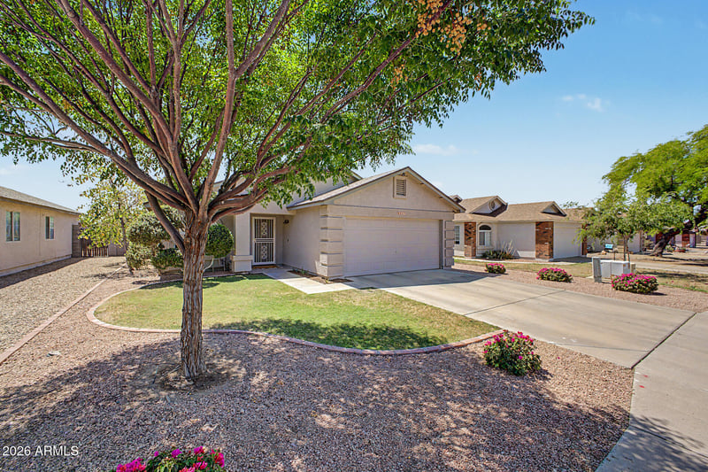 8527 E Clovis Ave, Mesa, AZ 85208