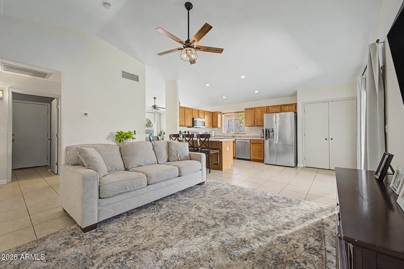 8527 E Clovis Ave, Mesa, AZ 85208