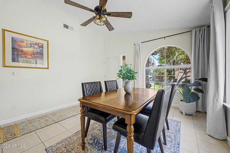 8527 E Clovis Ave, Mesa, AZ 85208