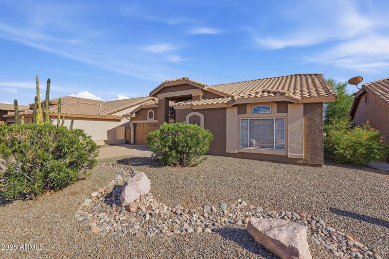 8527 E Saguaro Blossom Rd, Gold Canyon, AZ 85118