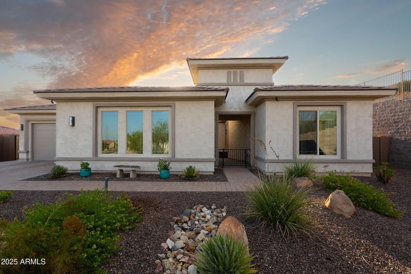 8528 Fallen Leaf Ln, Peoria, AZ 85383
