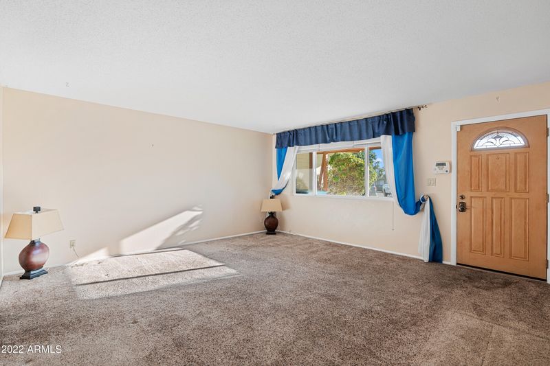 8529 N 33rd Dr, Phoenix, AZ 85051