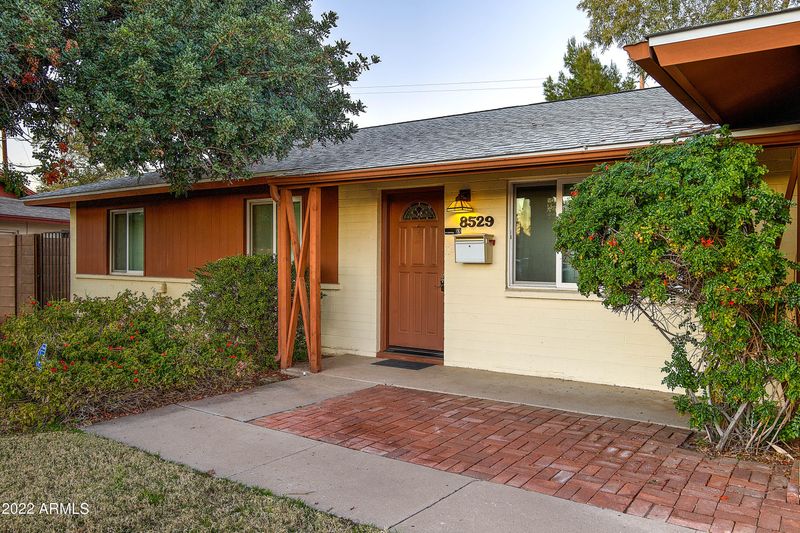 8529 N 33rd Dr, Phoenix, AZ 85051