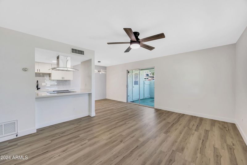 853 E Cochise Dr #A, Phoenix, AZ 85020