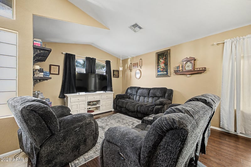 853 E Mountain View Rd, San Tan Valley, AZ 85143