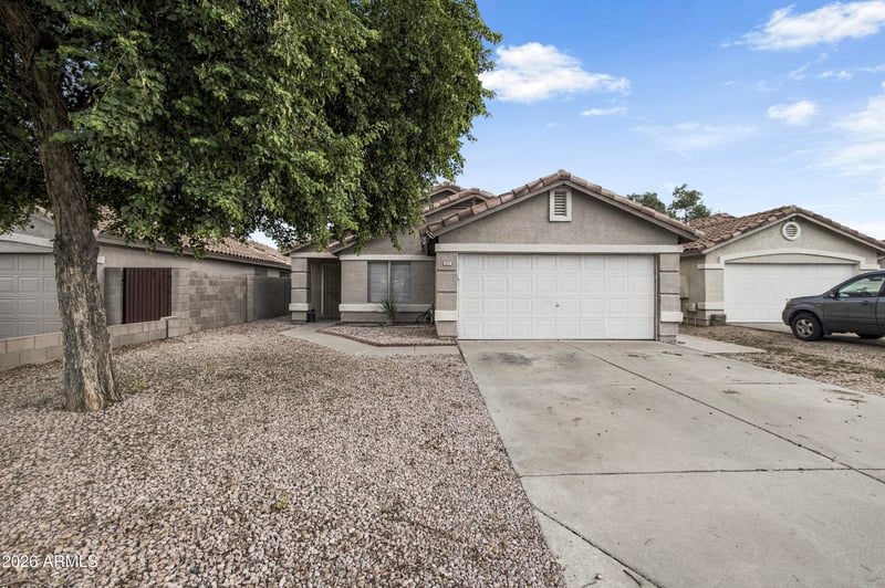 853 E Yuma Ave, Apache Junction, AZ 85119