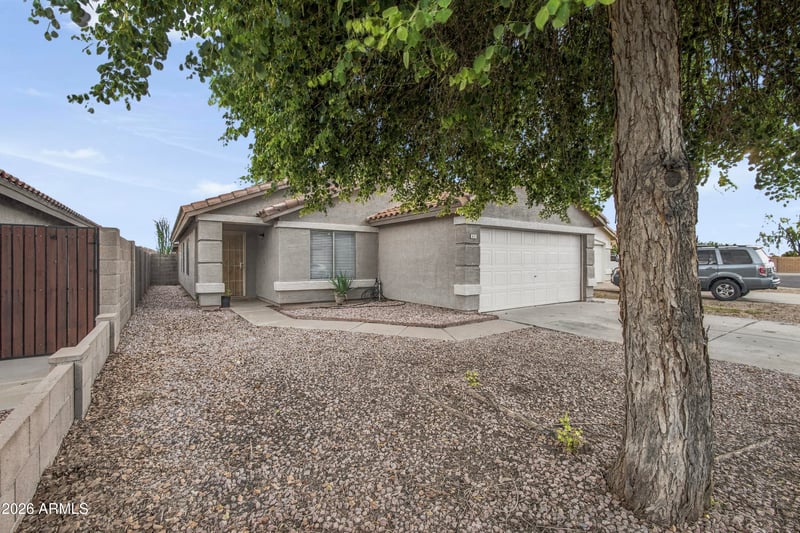853 E Yuma Ave, Apache Junction, AZ 85119