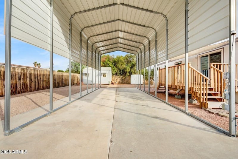 853 Evangeline Ave, Mesa, AZ 85208