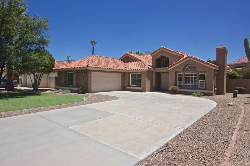 8531 S Maple Ave, Tempe, AZ 85284