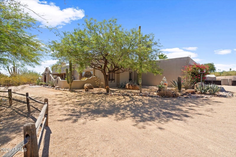 8532 E Los Gatos Dr, Scottsdale, AZ 85255