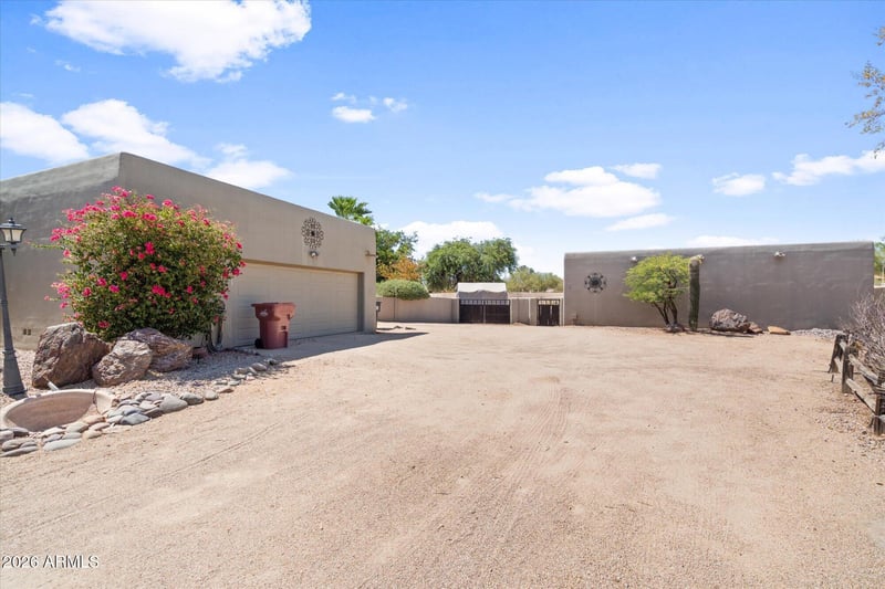 8532 E Los Gatos Dr, Scottsdale, AZ 85255