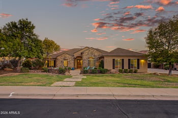 8533 E Halifax Cir, Mesa, AZ 85207
