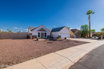 8533 W Corrine Dr, Peoria, AZ 85381