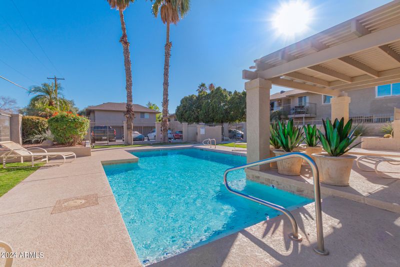 8534 E Belleview St, Scottsdale, AZ 85257