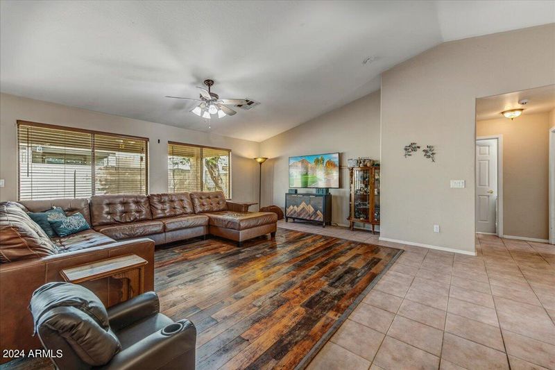8534 E Onza Ave, Mesa, AZ 85212