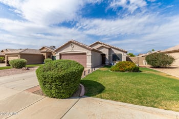 8534 Hatcher Rd, Peoria, AZ 85345