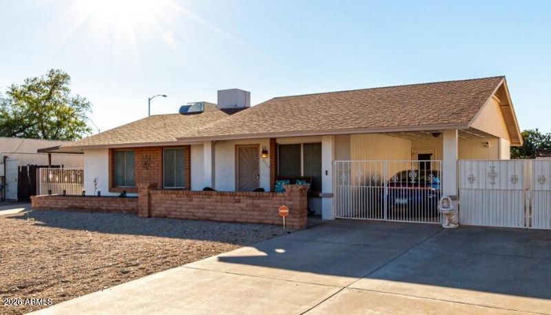 8534 N 106th Ln, Peoria, AZ 85345
