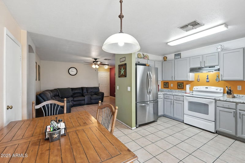 8536 College Dr, Phoenix, AZ 85037