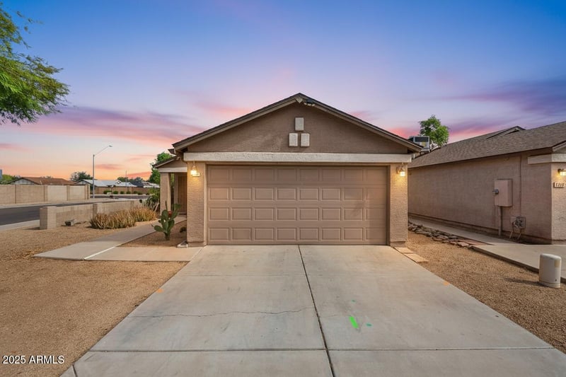 8536 College Dr, Phoenix, AZ 85037