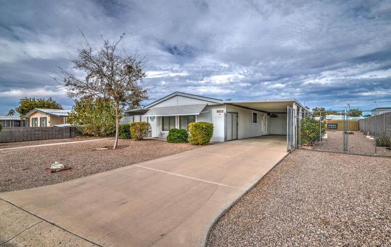 8536 E Dewberry Ave, Mesa, AZ 85208