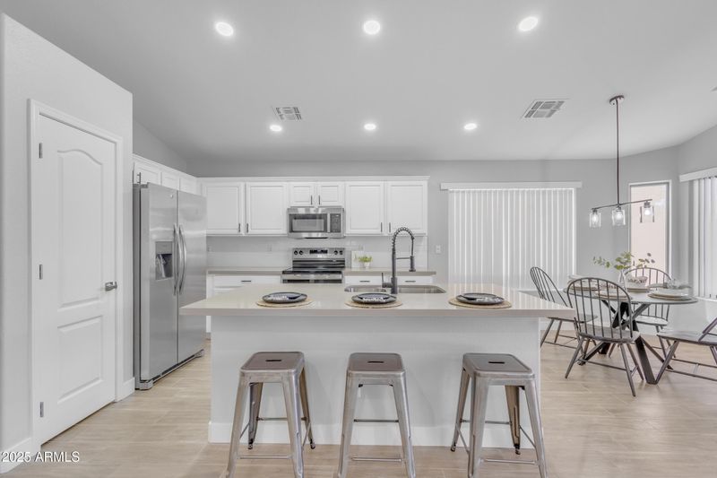 8536 E Milagro Ave, Mesa, AZ 85209