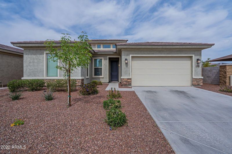 8536 W Midway Ave, Glendale, AZ 85305
