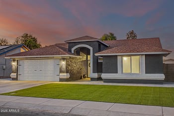 8536 Ocotillo Rd, Glendale, AZ 85305