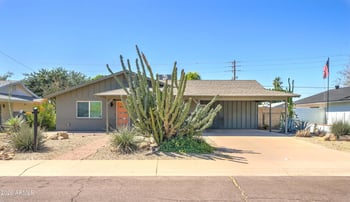 8537 Clarendon Ave, Scottsdale, AZ 85251