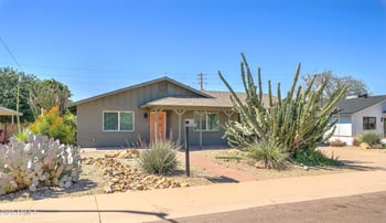8537 Clarendon Ave, Scottsdale, AZ 85251